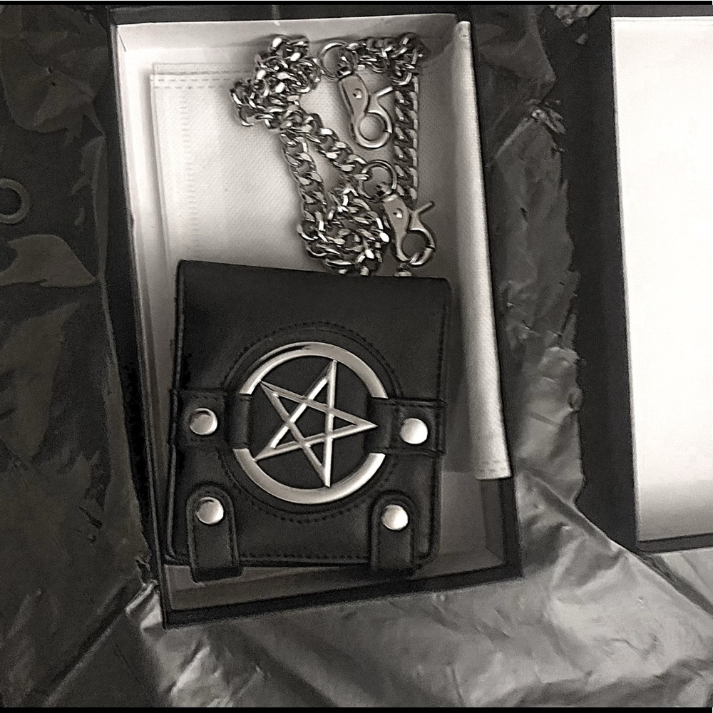 KILLSTAR Pit Viper Wallet & Chain